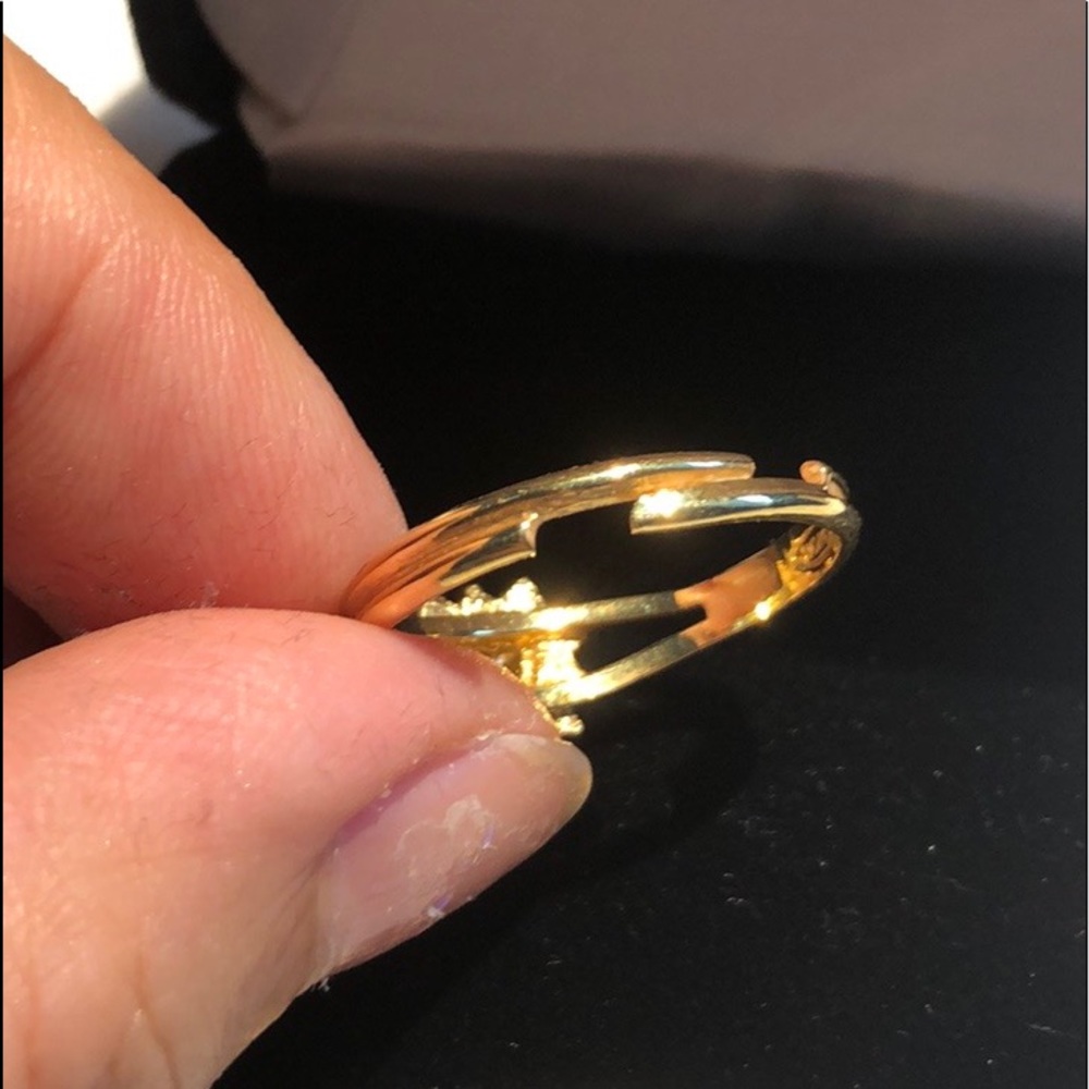 Diamond ring - Picture 2 of 4